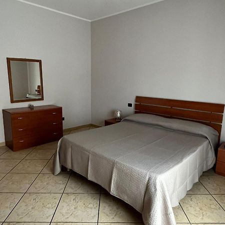 Appartamento Casa Sofia Mondragone Esterno foto